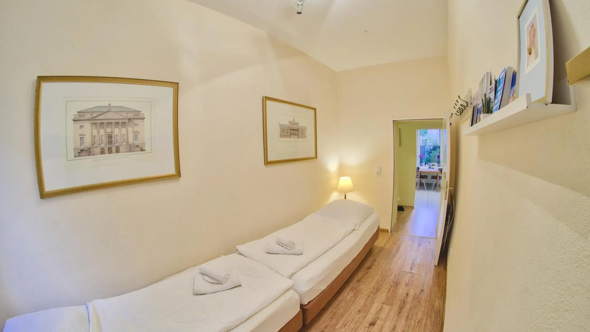Holiday Berlin Apartments Alemania