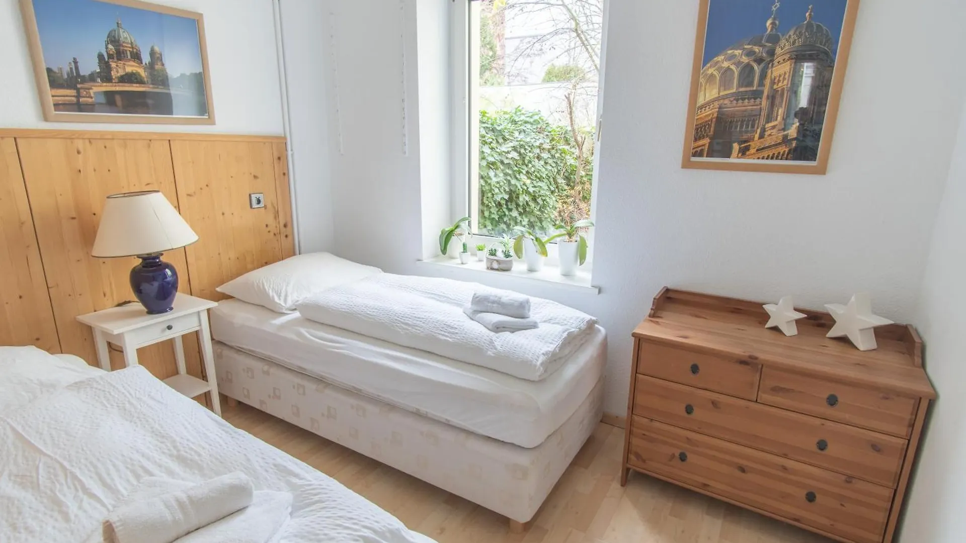 Holiday Berlin Apartments Alemania